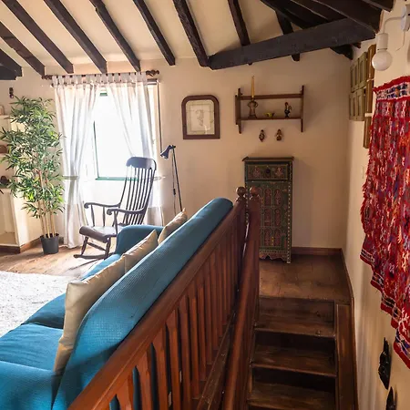 Séjour chez l'habitant Donde Conchita, Buhardilla Con Bano Compartido, Cerca Del Aeropuerto Norte