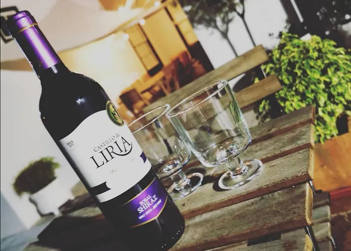 Séjour chez l'habitant Donde Conchita, Buhardilla Con Bano Compartido, Cerca Del Aeropuerto Norte