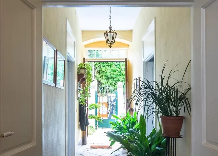 Donde Conchita, Buhardilla Con Bano Compartido, Cerca Del Aeropuerto Norte